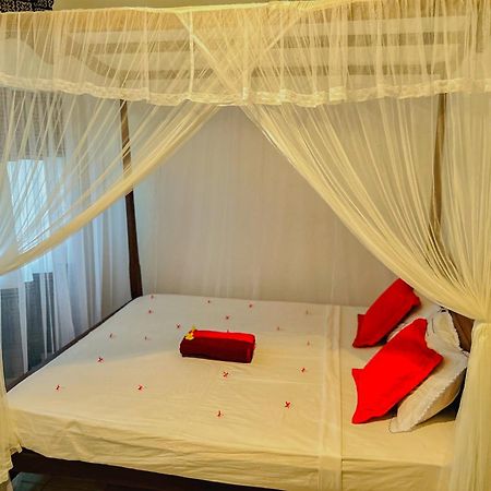 Kawshan Home Stay Dikwella Exterior foto